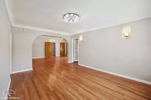 8223 W 30th St, North Riverside, IL 60546 - Photo 5