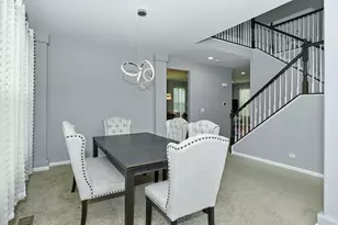 2468 Rosehall Ln, Aurora, IL 60503 - Photo 9