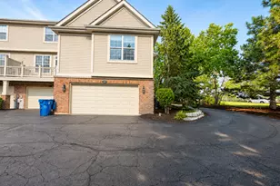 394 Broadmoor Ln, Bartlett, IL 60103 - Photo 35