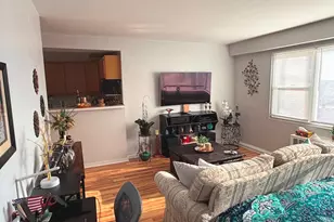 2909 N Sheridan Rd, Chicago, IL 60657 - Photo 5