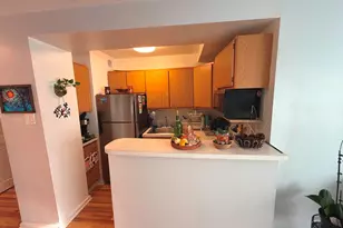 2909 N Sheridan Rd, Chicago, IL 60657 - Photo 7