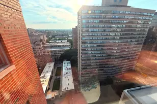 2909 N Sheridan Rd, Chicago, IL 60657 - Photo 3