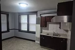 2813 S Lawndale Ave, Chicago, IL 60623 - Photo 11