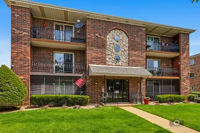 8148 169th Street #3E, Tinley Park, IL 60477 - Photo 1