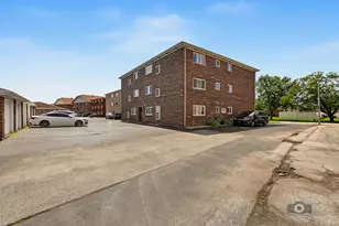 8148 169th St, Tinley Park, IL 60477 - Photo 17
