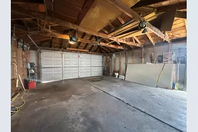 2851 S Saint Louis Avenue, Chicago, IL 60623 - Photo 17