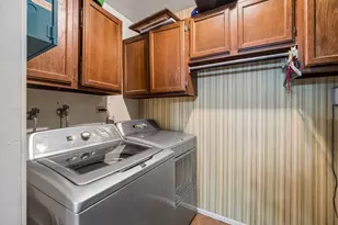 131 Innsbrook Dr, Streamwood, IL 60107 - Photo 11
