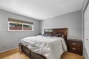 131 Innsbrook Dr, Streamwood, IL 60107 - Photo 15