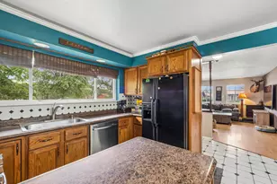 131 Innsbrook Dr, Streamwood, IL 60107 - Photo 9