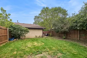 131 Innsbrook Dr, Streamwood, IL 60107 - Photo 19