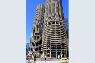 300 N State Street #4009, Chicago, IL 60654 - Photo 1