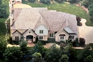 610 Grant Ct, Burr Ridge, IL 60527 - Photo 1