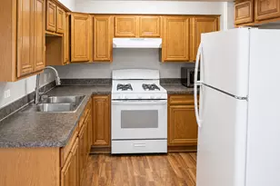 10326 S Mayfield Ave, Oak Lawn, IL 60453 - Photo 5