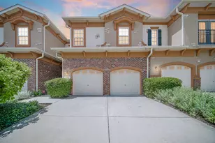 322 Montabello, Bloomingdale, IL 60108 - Photo 1