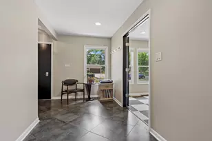 680 Brantwood Ct, Elk Grove Village, IL 60007 - Photo 17