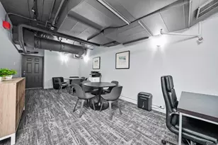 30 E Huron St, Chicago, IL 60611 - Photo 19