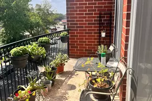 5758 N California Ave, Chicago, IL 60659 - Photo 13