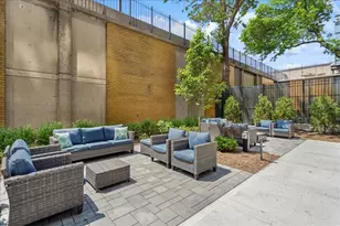 3950 N Lake Shore Dr, Chicago, IL 60613 - Photo 21
