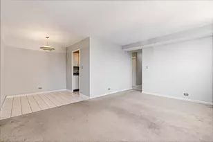 3950 N Lake Shore Dr, Chicago, IL 60613 - Photo 9