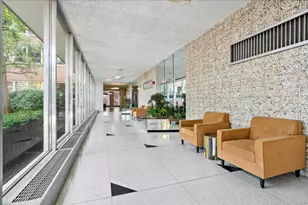 3950 N Lake Shore Dr, Chicago, IL 60613 - Photo 3