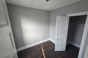 1229 E 71st St, Chicago, IL 60619 - Photo 5