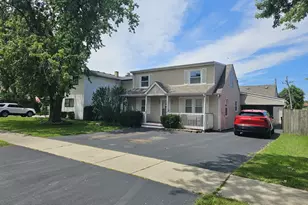 9642 Normandy Ave, Oak Lawn, IL 60453 - Photo 1