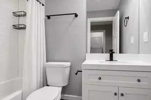 4925 N Albany Ave, Chicago, IL 60625 - Photo 9
