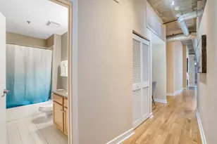 1305 S Michigan Ave, Chicago, IL 60605 - Photo 17