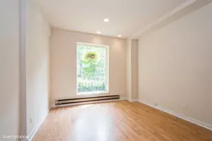 1504 N Dearborn Pkwy, Chicago, IL 60610 - Photo 3