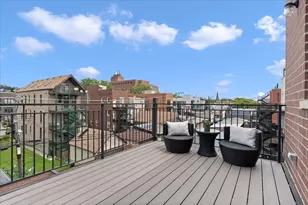 2446 W Augusta Blvd, Chicago, IL 60622 - Photo 23