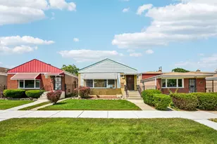 4536 S Lavergne Ave, Chicago, IL 60638 - Photo 1