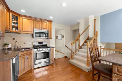 8124 Nottingham Road, Tinley Park, IL 60477 - Photo 11