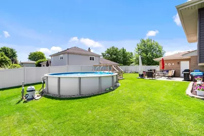 8124 Nottingham Road, Tinley Park, IL 60477 - Photo 31