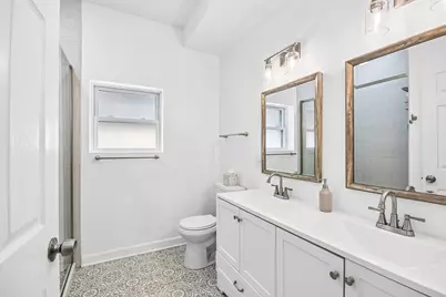 2447 Oak Park Avenue, Berwyn, IL 60402 - Photo 9