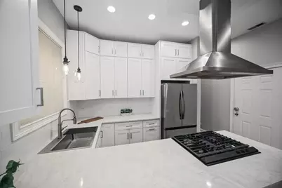 2920 N Damen Avenue #2, Chicago, IL 60618 - Photo 5