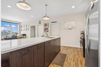 1045 W Cornelia Avenue #501, Chicago, IL 60657 - Photo 7