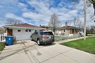10301 Panoramic Dr, Franklin Park, IL 60131 - Photo 21