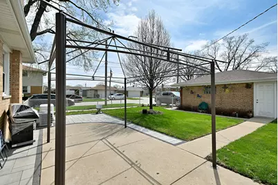 10301 Panoramic Drive, Franklin Park, IL 60131 - Photo 25