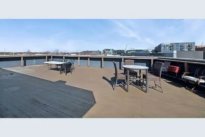 1045 W Cornelia Avenue #401, Chicago, IL 60657 - Photo 13