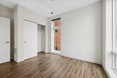 1045 W Cornelia Avenue #401, Chicago, IL 60657 - Photo 9