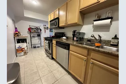 5953 N Kenmore Avenue #101, Chicago, IL 60660 - Photo 9