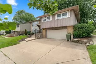 15954 Ozark Ave, Tinley Park, IL 60477 - Photo 3