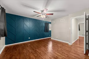 15954 Ozark Ave, Tinley Park, IL 60477 - Photo 7