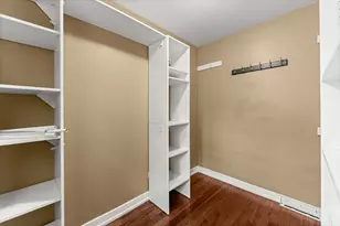 15954 Ozark Ave, Tinley Park, IL 60477 - Photo 9