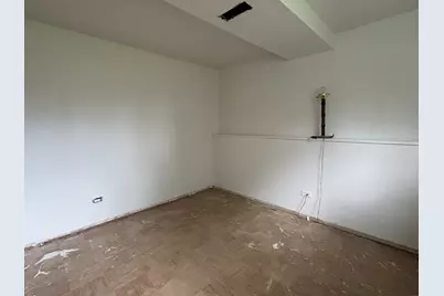 7043 Hemlock Street, Hanover Park, IL 60133 - Photo 11