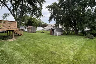 7043 Hemlock St, Hanover Park, IL 60133 - Photo 17