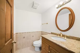 1524 Fieldcrest Dr, West Chicago, IL 60185 - Photo 19