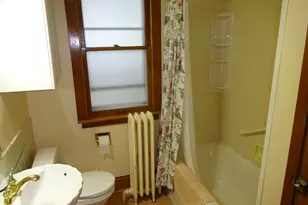 5645 W Ainslie St, Chicago, IL 60630 - Photo 9