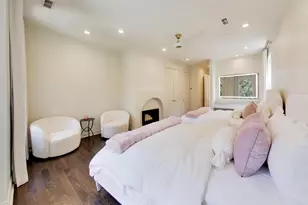 45 E Division St, Chicago, IL 60610 - Photo 37