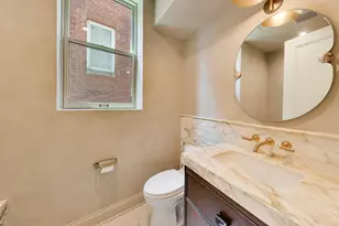 45 E Division St, Chicago, IL 60610 - Photo 31